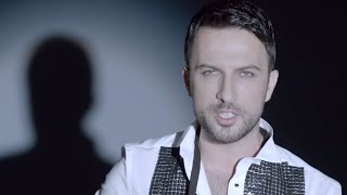 TARKAN feat OZAN ÇOLAKOĞLU  Aşk Gitti Bizden Official Video  Lyrics [upl. by Ezekiel239]