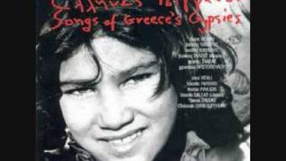 Songs of Greeces Gypsiesthe song of the gypsies To Tragoudi Ton Gyfton [upl. by Suiratnod]