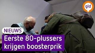 Eerste 80plussers krijgen boosterprik [upl. by Amhser]