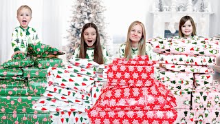 OPENING OUR PRESENTS on CHRISTMAS MORNING Family Fizz [upl. by Seena]