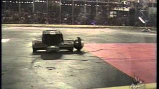 BattleBots Ziggo vs Missing Link [upl. by Miharba993]