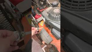 Why is this Honda gcv160 mower leaking oil [upl. by Hayott]