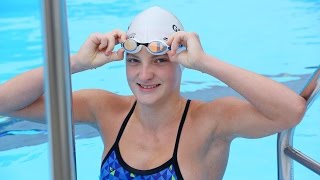 Klassenarbeit im Trainingslager Vellmarer Schwimmerin LivKathy Göbel im Videoporträt [upl. by Eedak]