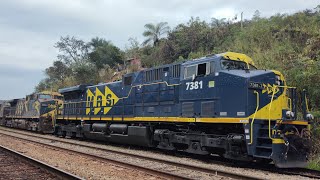 Imagens Aleatórias de locomotivas no Posto KM 575 e passagem de trem de carga geral [upl. by Ihtraa]