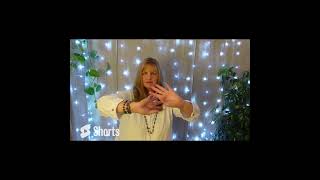 Fluffing Your Aura with Calming Energies of Aquamarine 🌟 Reiki Energy Work [upl. by Tammany]