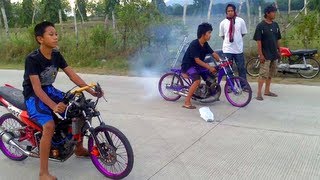 DRAG RACING 2 stroke kawasaki VS 4 stroke yamaha [upl. by Reidid]