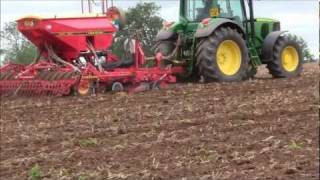 John Deere 6820 amp Vaderstad Rapid 400 F [upl. by Renato67]