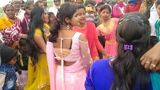 ऐसा देसी डांस देखकर मजा आ गया  शादी वाला डांस  SK Desi Dance 2022 New Bhojpuri Desi Dehati Sadi [upl. by Leunamne]