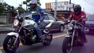 CB1300 SUPER FOUR VS SRX600 YAMAHA VS HONDA YouTube [upl. by Yeknarf844]