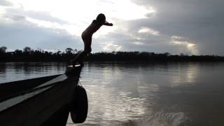 CRIANÇAS TOMANDO BANHO NO RIO COPEA  AMAZÔNIA [upl. by Constantino]