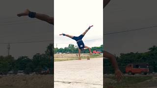 DAY 79 OF OH🔥 HANDSTAND TRAINING hardwork strength calisthenics stunt fitwithjubi shorts [upl. by Aokek]