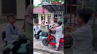 TIAN DI BONCENG SEPEDA SAMA KAYLA☺️😁 trending comedy humorsegar lucu funny shorts [upl. by Enened669]