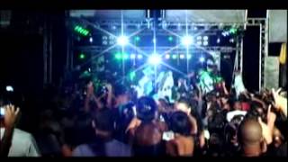 El Chacal ft Yakarta Intro La Masacre Live Morro [upl. by Lebasile]