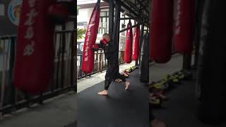 Joey Smits training at Superpro samui koh samui thailand muaythai kickboxing thailand kohsamui [upl. by Vickie]