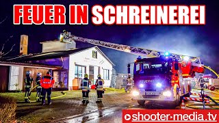 🔥 FEUER im DACH von SCHREINEREI 🔥  🚒 Mehrere Feuerwehren im Löscheinsatz 🚒 [upl. by Cutlor]