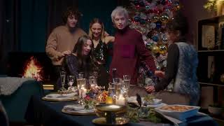 Accendi la magia delle feste con Samsung [upl. by Atteynek]