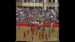 Calcio Storico Fiorentino 1994 Rossi vs Verdi [upl. by Ecyrb816]