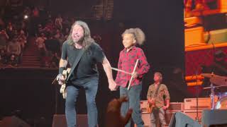 Foo Fighters quotEverlongquot w 11YearOld Nandi Bushell The Forum Los Angeles 82621 [upl. by Assiralk]