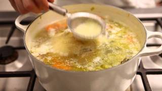 Bouillon maken en trekken  Allerhande [upl. by Enined714]