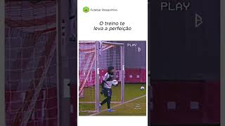 O treino vai te levar a perfeição  Philippe Coutinho [upl. by Anaert469]