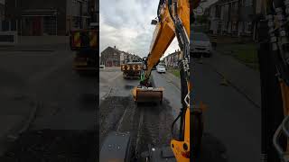 Carrying out large scale patching works with ease using the Pothole Pro jcb jcbmachine operator [upl. by Iror257]