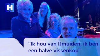 Brigitte Kaandorp verrast bezoekers in gloednieuw Haventheater [upl. by Revorg]