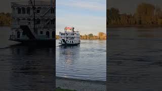 Steamboat Cruiseships Graceful Departure columbiariver cruiseship river [upl. by Ann-Marie875]