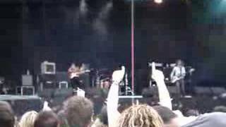 Biffy Clyro  Glitter amp Trauma LIVE  OXEGEN 2007 [upl. by Pliske353]