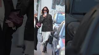 Belen Rodriguez incanta le strade di Milano spotted celeb belen fashion paparazzi celebstyle [upl. by Dukey]