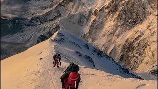 Parapluie  tiakola  montage Inoxtag Everest [upl. by Airpac216]