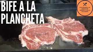 Receta de bife a la plancheta [upl. by Enrobyalc846]