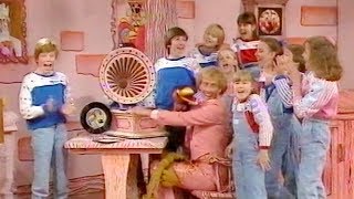 Emus All Live Pink Windmill Show S2E9 1985  edited version [upl. by Wassyngton]