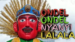 Lucu Ondel Ondel Nyanyi Lagu lala bom bom bom song [upl. by Galan]