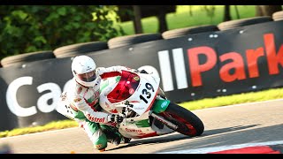 Honda VFRs battle at Cadwell [upl. by Otrebire]