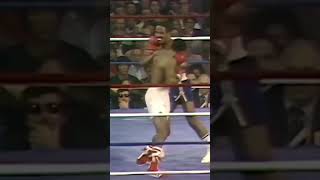 Sugar Ray Leonard KOs Wilfred Benitez  15th Round Knockout  November 30 1979 [upl. by Eelsha]