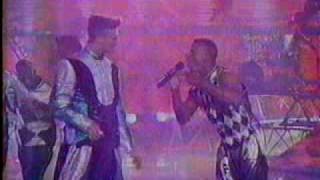 VANILLA ICE  PERFORMING ON ARSENIO HALL [upl. by Ecinuahs]