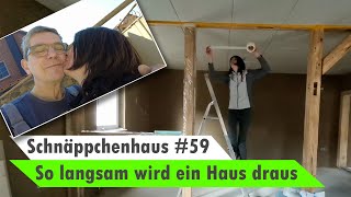 Schnäppchenhaus 59 🏡 Bodenausgleichsmasse verarbeiten  Tapezieren amp mehr [upl. by Kina333]