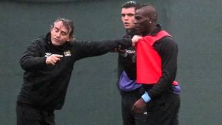 Mancini amp Balotelli kavgasi [upl. by Akenna]