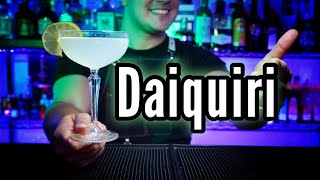 🍸 Cocktail Daiquiri short UN GRAN CLASICO 💚 [upl. by Aicetel]