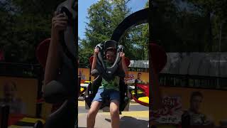 Hoe vaak kan jij over de kop in onze vliegtuigjes ✈️ pretpark duinrell challenge [upl. by Templer]