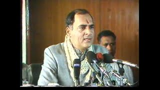 Rajiv Gandhi explains his days in srilanka [upl. by Shaff]