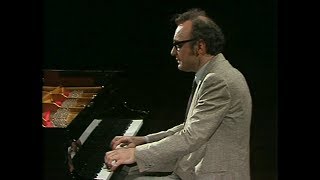 Alfred Brendel plays Schubert 2  Piano Sonatas D845 amp D850 [upl. by Tnias]