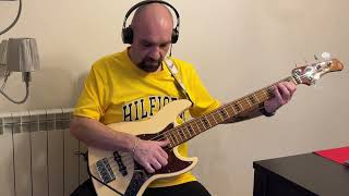 Review Sire V5  Audere Jazz Bass [upl. by Llednahc906]