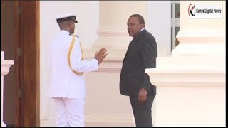 VIDEOSEE PRESIDENT UHURUS DRAMA WITH HIS AIDE DE CAMP AT STATE HOUSE [upl. by Drud411]