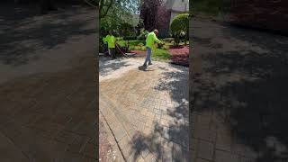 HOW TO SPRAY BRICK SEALER brick paverseal pavers sealer seal driveway drive [upl. by Peg392]