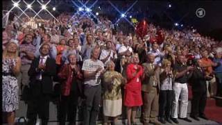 HeyMann Band  Schürzenjäger Medley  Zillertaler Hochzeitsmarsch mit Florian Silbereisen [upl. by Aemat263]