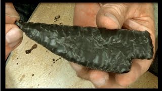 flintknapping a knife from a slab [upl. by Eelegna]