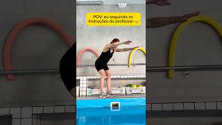 Quando o professor diz “faz assim” 😅 shorts swim pool piscina swimming natação natacion [upl. by Assirehs]