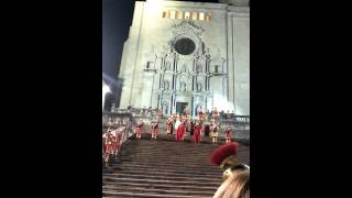 Pujada dels Manaies de Girona a les escales Catedral [upl. by Chemar557]