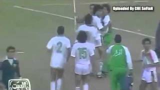 Algerie  egypte 1984 bagarre entre joueurs [upl. by Aisats]